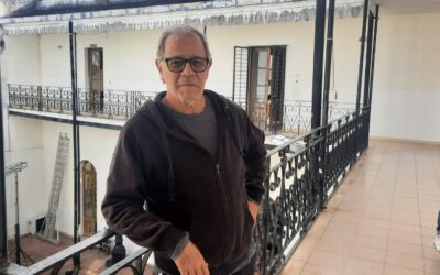 En cada puerto, un teatro